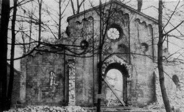 Widok ruin kaplicy w 60-tych latach ub. wieku